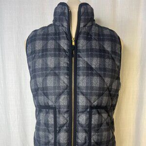 J. Crew Navy Blue Plaid Quilted Sleeveless Puffer Vest Zipper Front Size M
